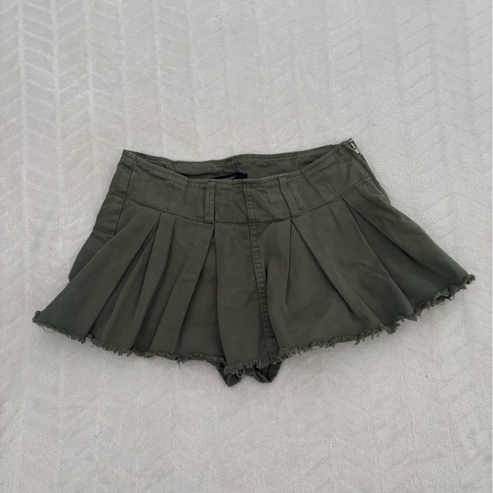 Olive Green Women's Pleated Skort